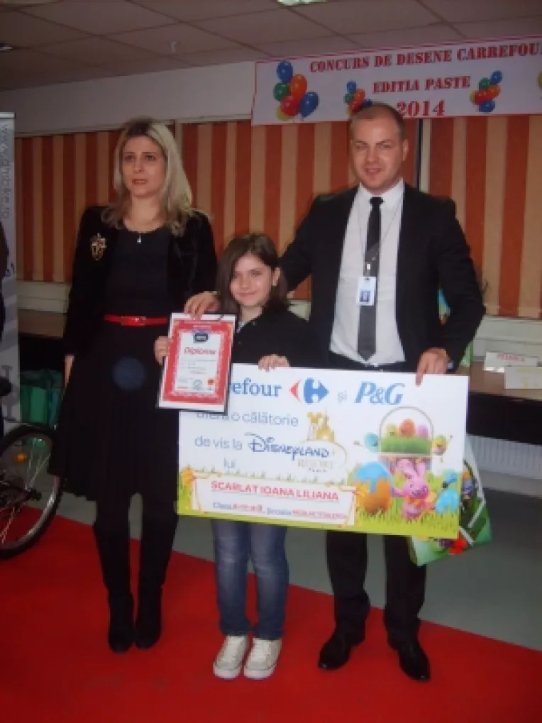 271.000 de elevi din aproximativ 600 de scoli din 16 orase, invitati de Carrefour sa deseneze, la a XXV-a editie a concursului de desene!