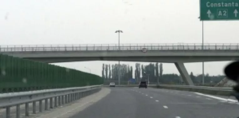 8.000 de euro pentru Autostrada Soarelui