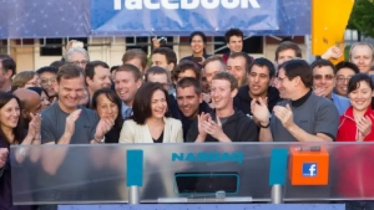 Actiunile Facebook s-au prabusit in prima zi de tranzactionare 