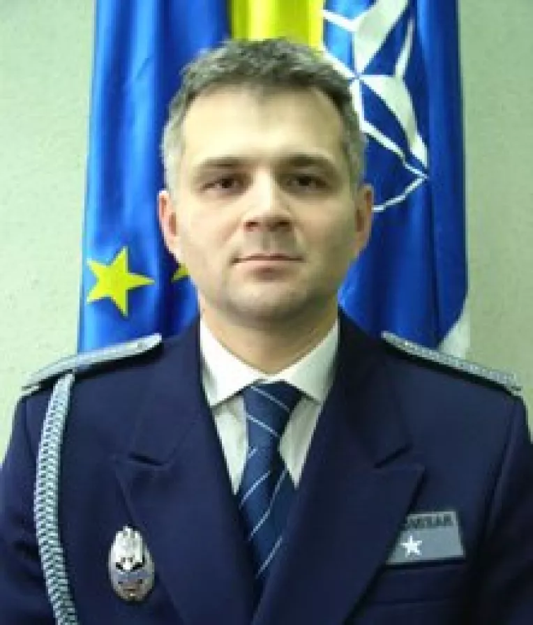 Amenintat cu disponibilizarea : Comisarul Christian Ciocan, un adevarat brand al Politiei Capitalei, a ajuns la spital din cauza stresului 