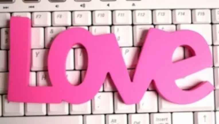 Cea mai la indemana modalitate de a cunoaste oameni noi