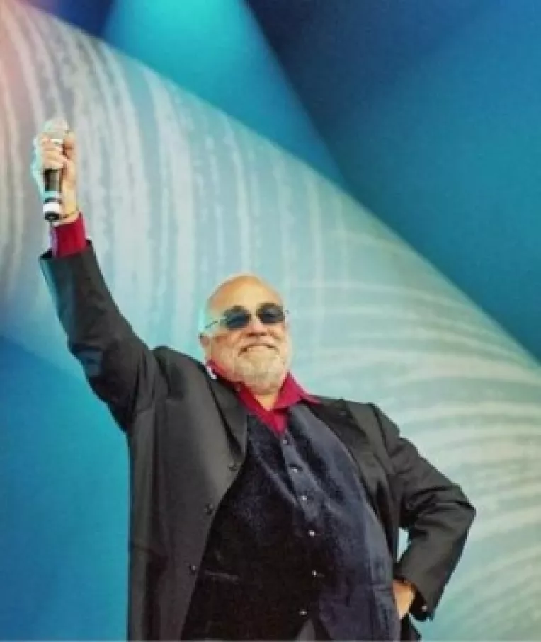 Demis Roussos a slabit 50 de kilograme!