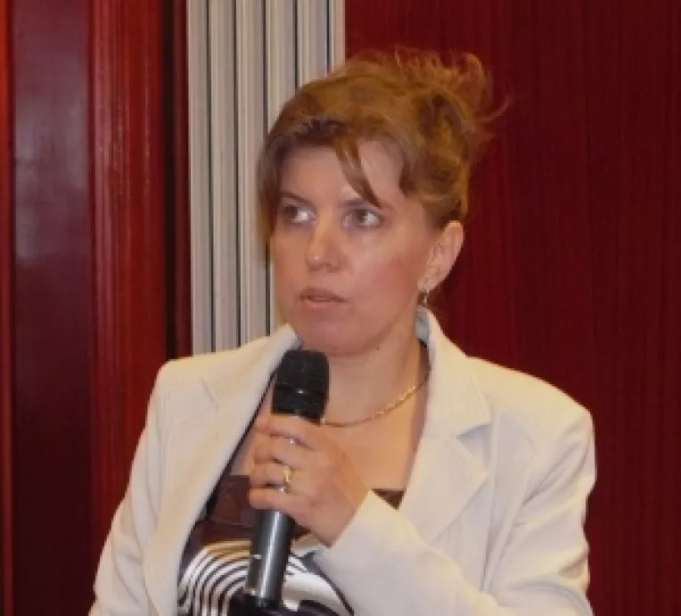 Dr. Cornelia Nitipir, medic specialist oncolog: Cancerul nu este o boala cu o singura cauza si un singur tip de tratament