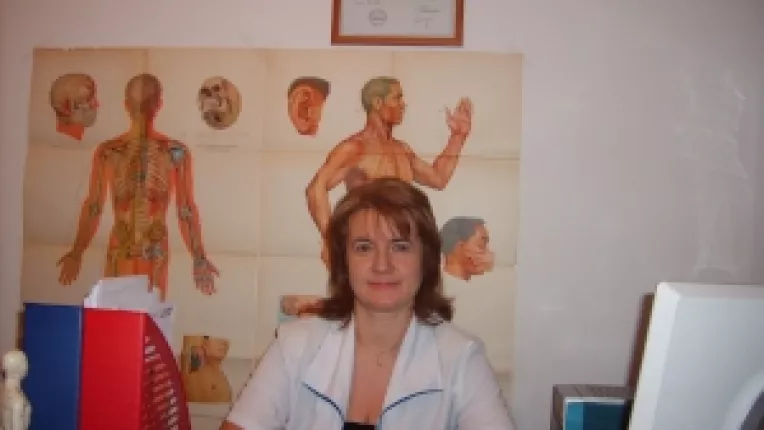 Dr. Iuliana Avadanei: "Reflexoterapia poate fi combinata foarte bine cu masaj Shiatsu, cu acupunctura, cu homeopatie si cu masaj terapeutic!"