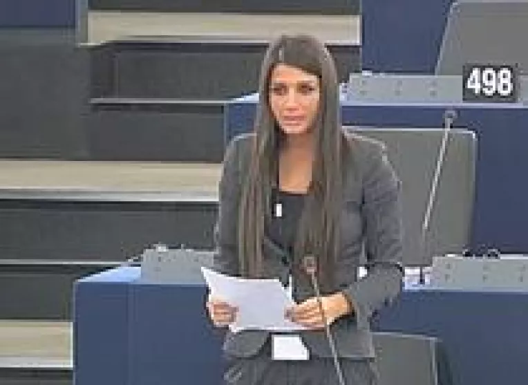 Gafe in Parlamentul European: Elena Basescu, fiica presedintelui Romaniei, a facut doua greseli