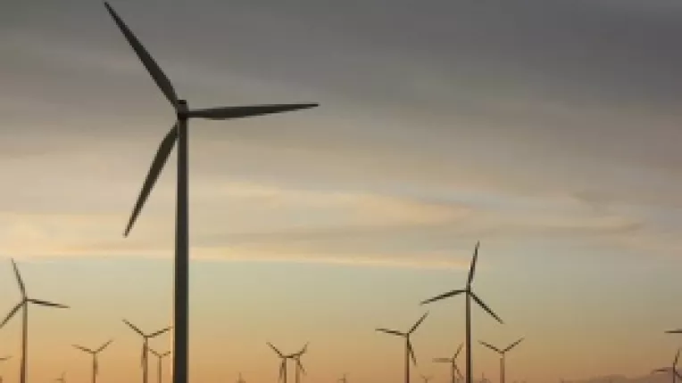 Imprumut de 260 milioane euro pentru eolienele din Constanta