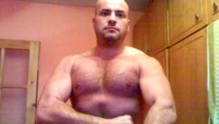 Luptatorul K1 Petrisor Olinschi a fost incatusat de politisti dupa ce acesta a facut scandal