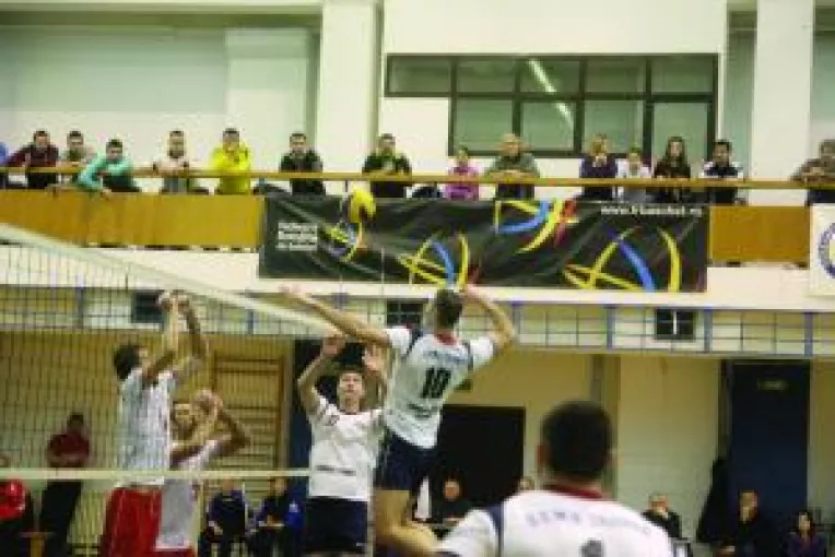 Meci de infarct intre Craiova si Dinamo