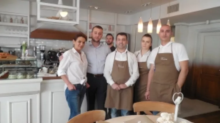 Oana Plesan si Marius Tuca au deschis gelateria Fior di Latte, pe Bd. Primaverii