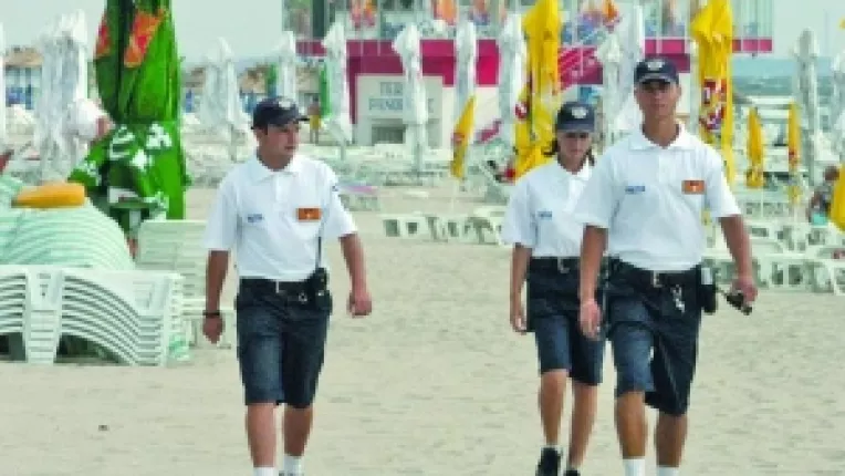 Politistii detasati pe litoral au schimbat garda