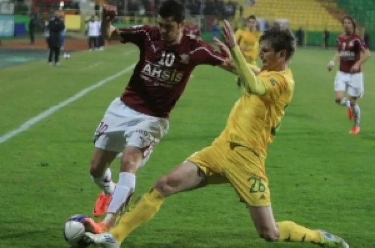 Prima mansa a semifinalelor Cupei Romaniei: FC Vaslui - Rapid Bucuresti, scor 0-1