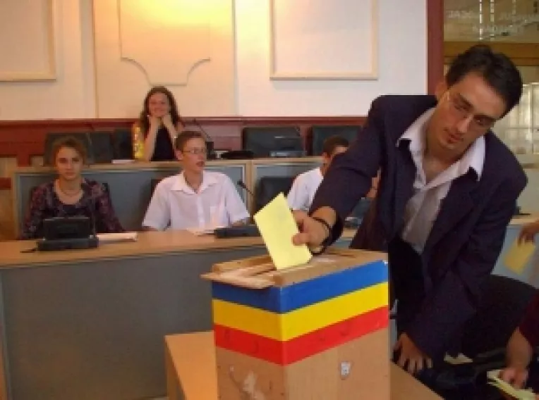 Un referendum validat inseamna peste 9 milioane de romani la vot